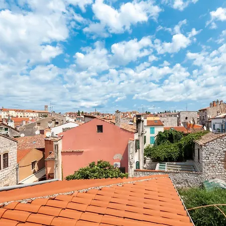 アパート Loft 48