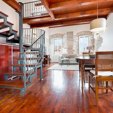 Loft 48 By Irundo